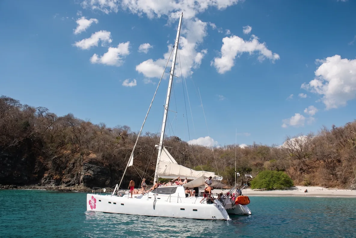 Catamaran sport fishing boat - Papagayo Gulf Costa Rica