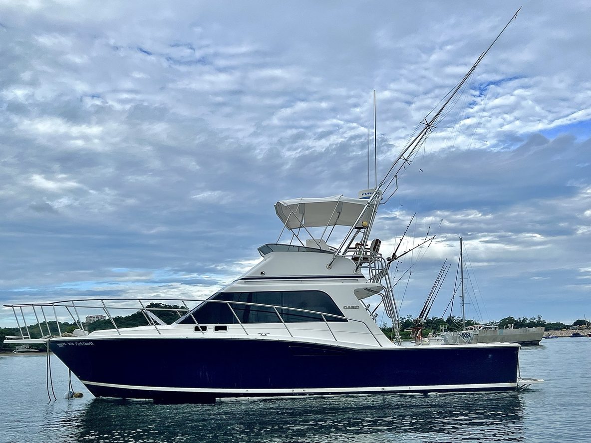 Fish Tale II sport fishing boat - Papagayo Gulf Costa Rica