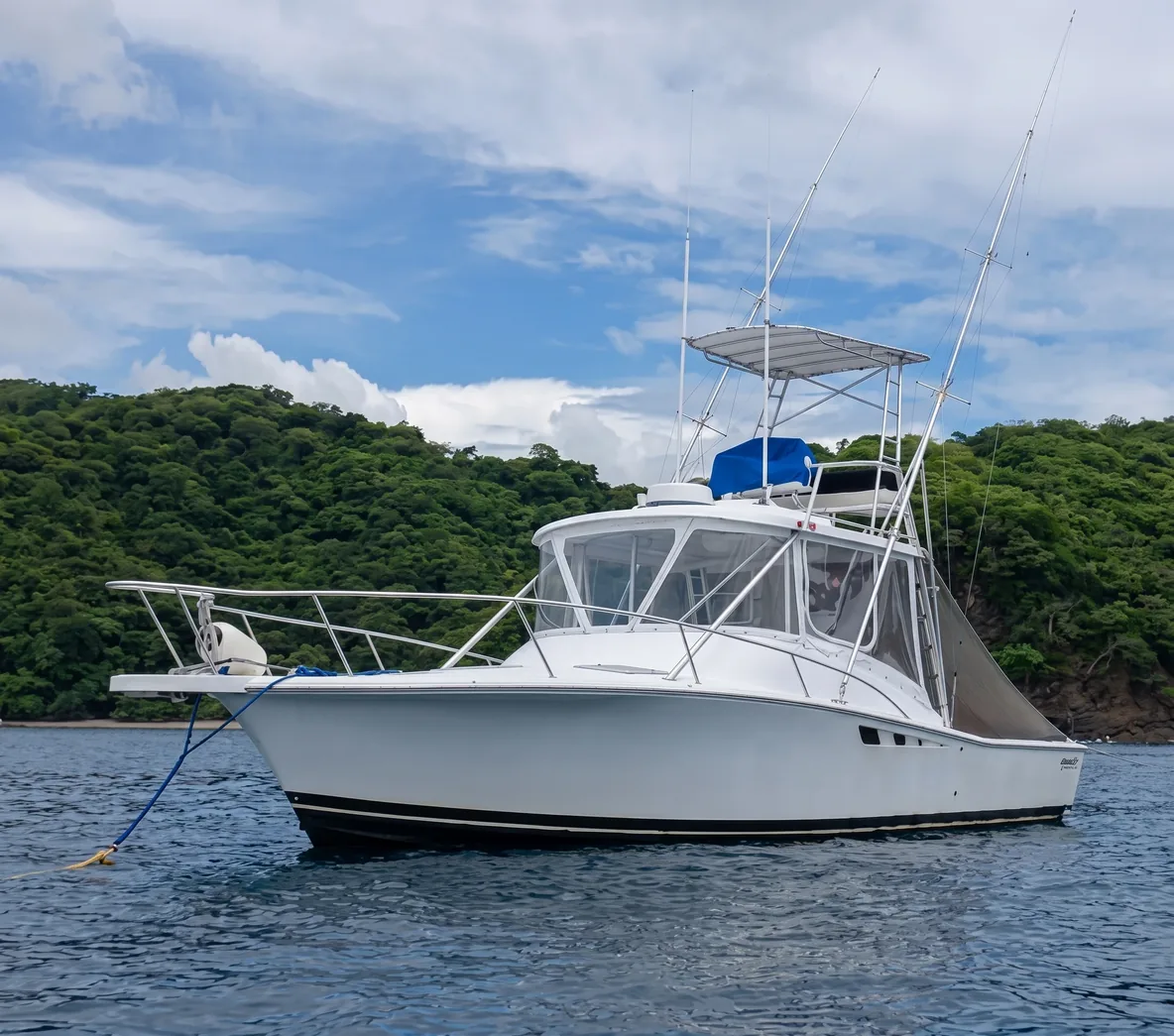 Luhrs 34ft sport fishing charter Papagayo Costa Rica