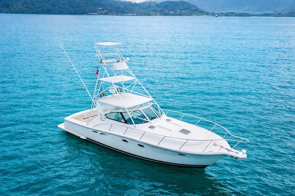 Tiara 40ft sport fishing boat - Papagayo Gulf Costa Rica