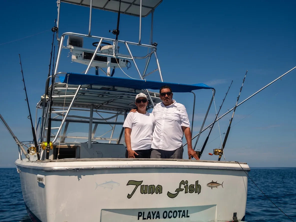 Tuna Fish sport fishing boat - Papagayo Gulf Costa Rica