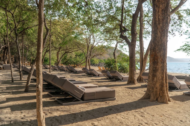 The beach at Andaz Peninsula Papagayo, where the dinghy picks you up